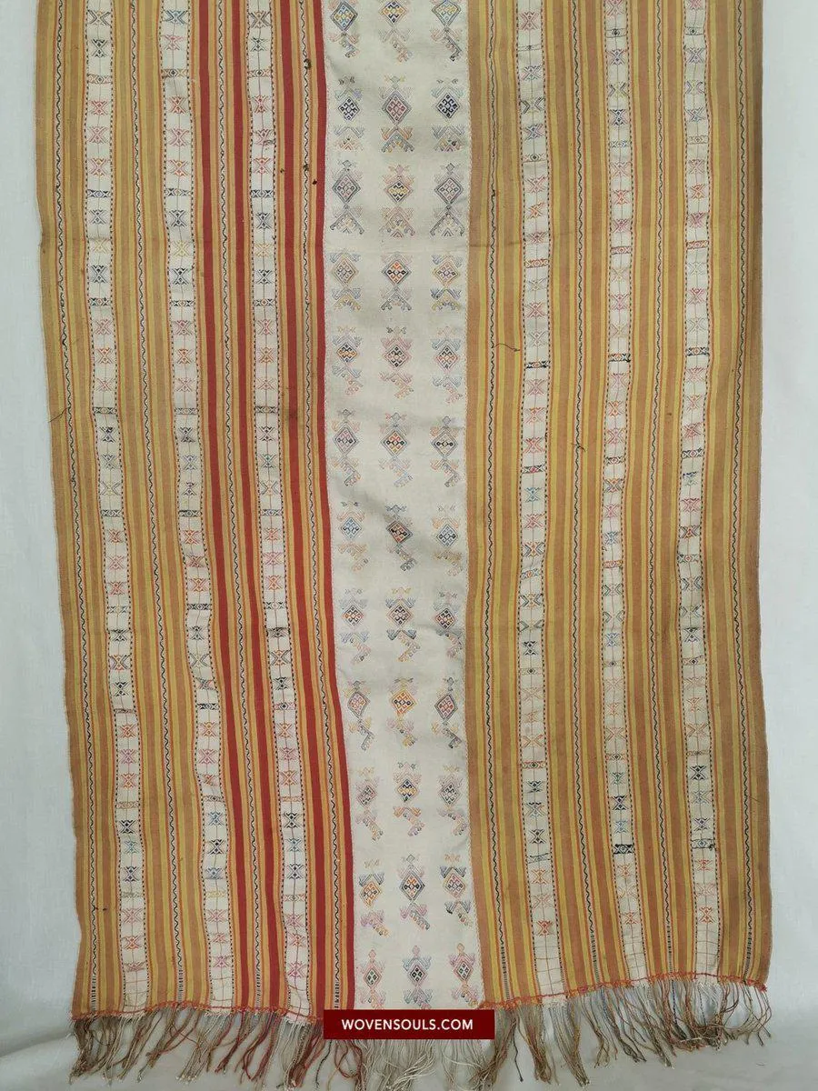 1453 SOLD Old Figurative Ikat Selimut  from Ayotupas Timor w Lizard Types