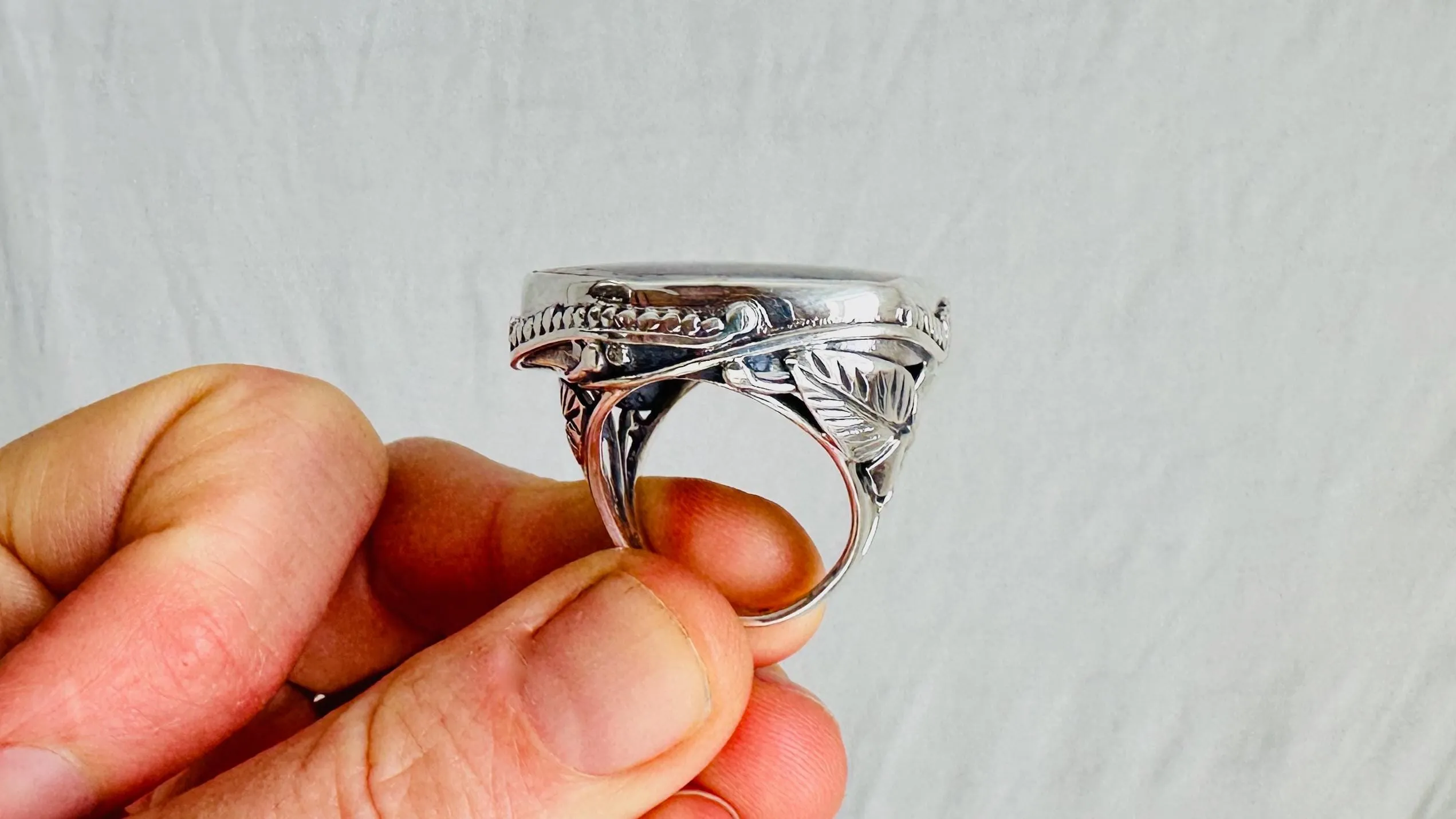 Amethyst Slice Cocktail Ring. Oversized Sterling Silver Designer Ring. Botanicals. Gorgeous! Size 8.5. 4127